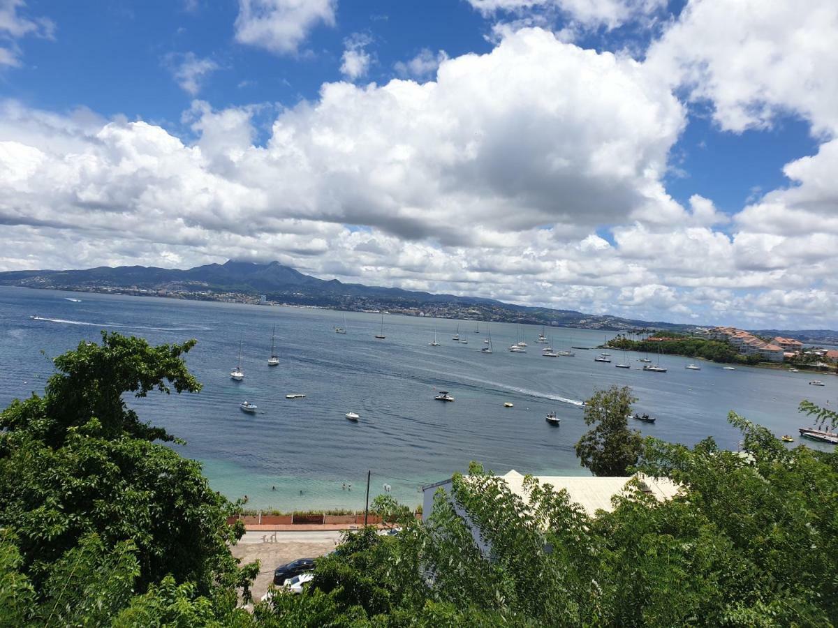 Agreable Studio Vue Mer Au Trois Ilets レ・トロワ・イレ エクステリア 写真
